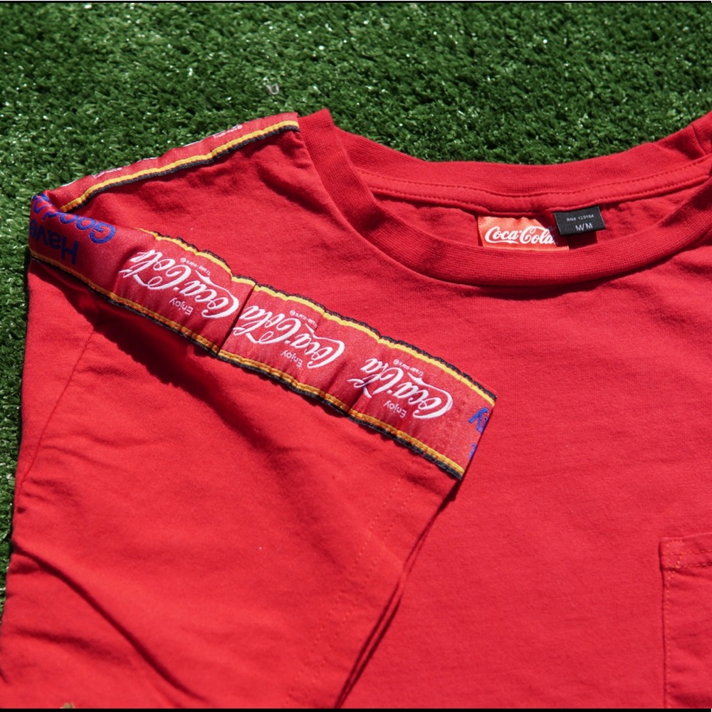 COCA-COLA T-SHIRT - Picture 3 of 7